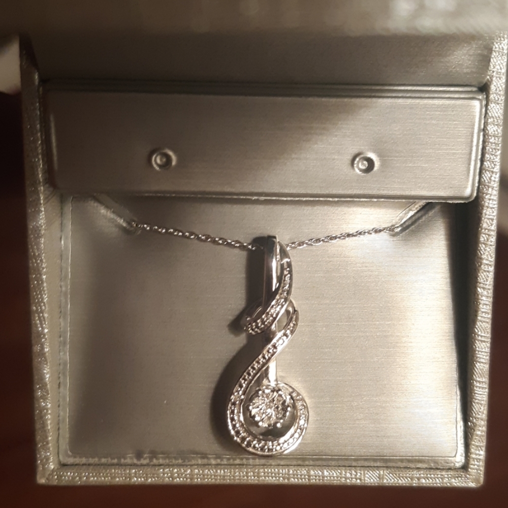 Original People's Diamond Pendant Necklace